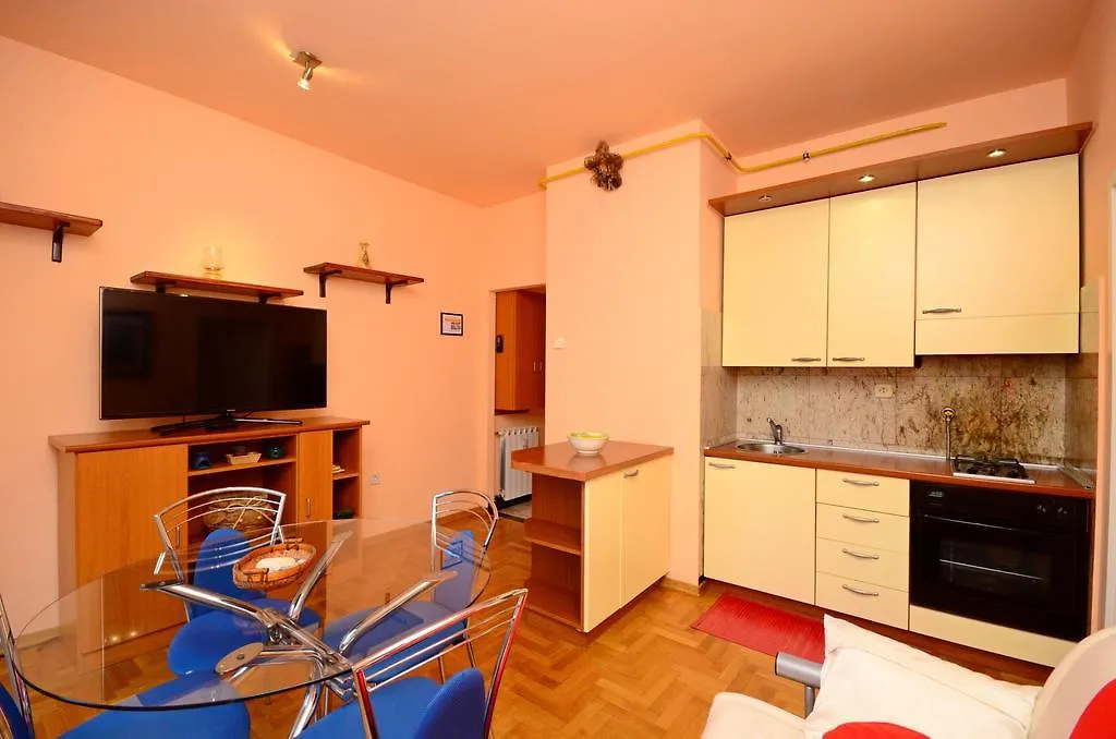 Apartment Blazenka Pula 0*,  Kroatien